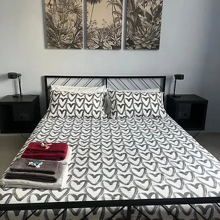 La Casa Tra I Tigli דירה *